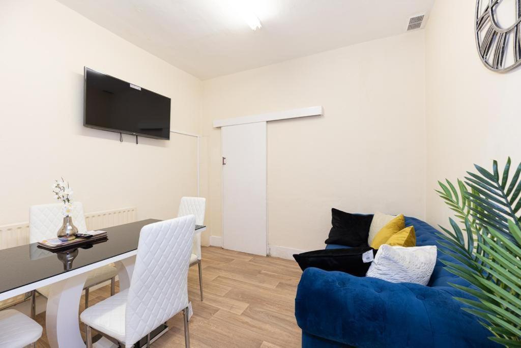 Appartement Barking Road Comfy House à Londres Extérieur photo